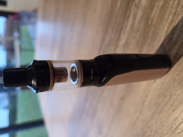 Photo secondaire 1 - Vaptio cosmo kit red + recharge resistance occasion