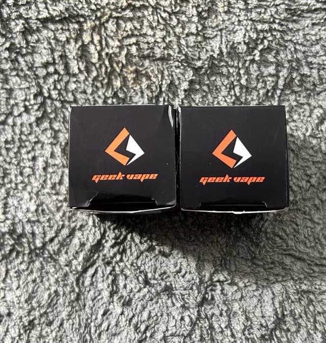 Photo secondaire 1 - Geek Vape Bubble Glass X2 et 2 Vape Band Punisher occasion