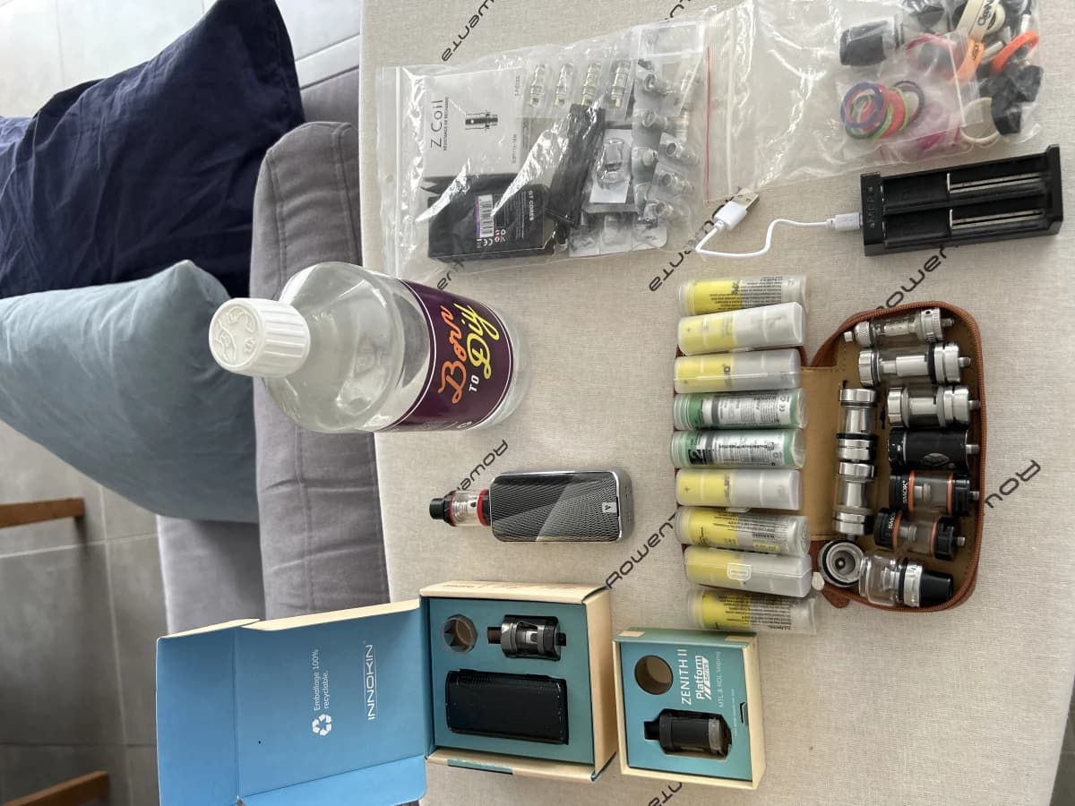 Lot cigarette electronique Vaporesso et autre