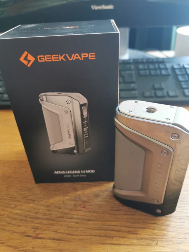 Photo secondaire 2 - Lot de vapotage Geek Vape Aegis Legend 3 occasion