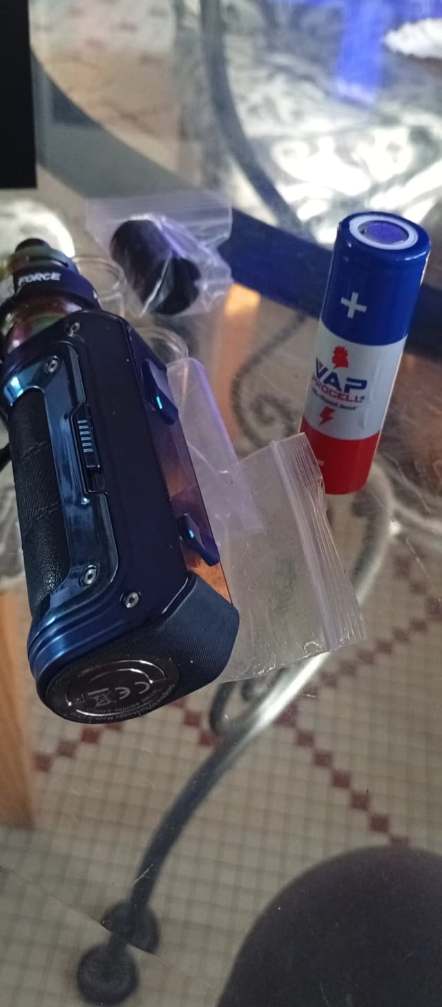 Photo secondaire 2 - Vapote GEEKVAPE 100W BLUE occasion