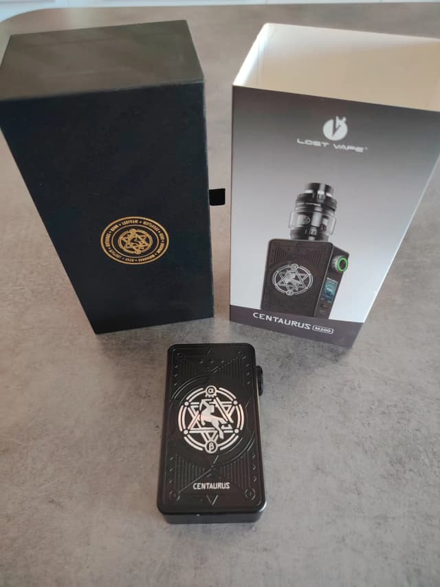 Photo secondaire 2 - Box double accu Lost Vape Centaurus M200 Noir occasion