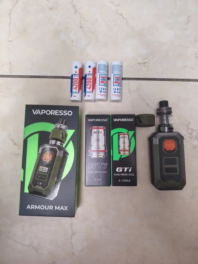 Photo secondaire 1 - Kit Vaporesso Armour Max Itank 2 + accessoires occasion