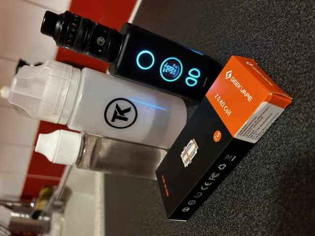 Photo secondaire 2 - Vaporesso Luxe S 220 W, double accu 18650 occasion