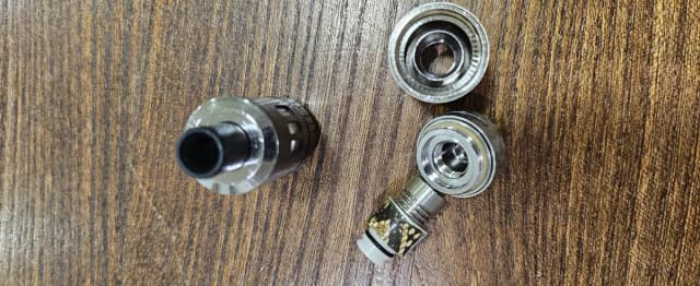 Photo secondaire 2 - 2 Atomiseur ego one, occasion