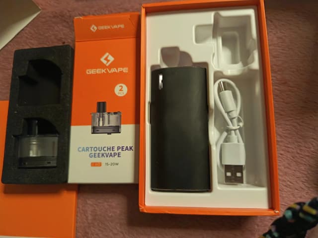 Photo secondaire 1 - Geekvape/PEAK noire occasion