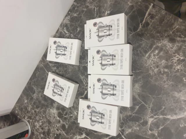 Photo secondaire 1 - Vaporesso armour S + smok occasion