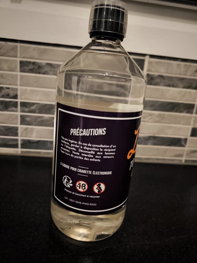 Photo secondaire 2 - Base e liquide 1L Born to diy 100VG occasion