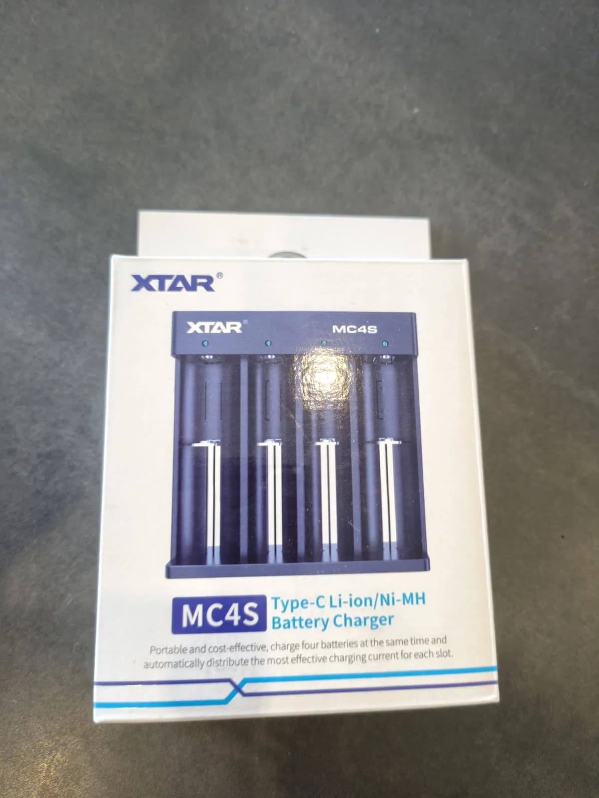 Chargeur XTAR MC4S