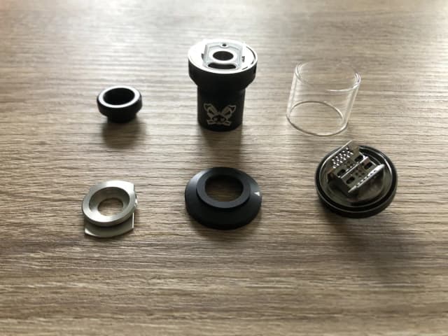 Photo secondaire 1 - Atomiseur Dead Rabbit 4 RTA occasion