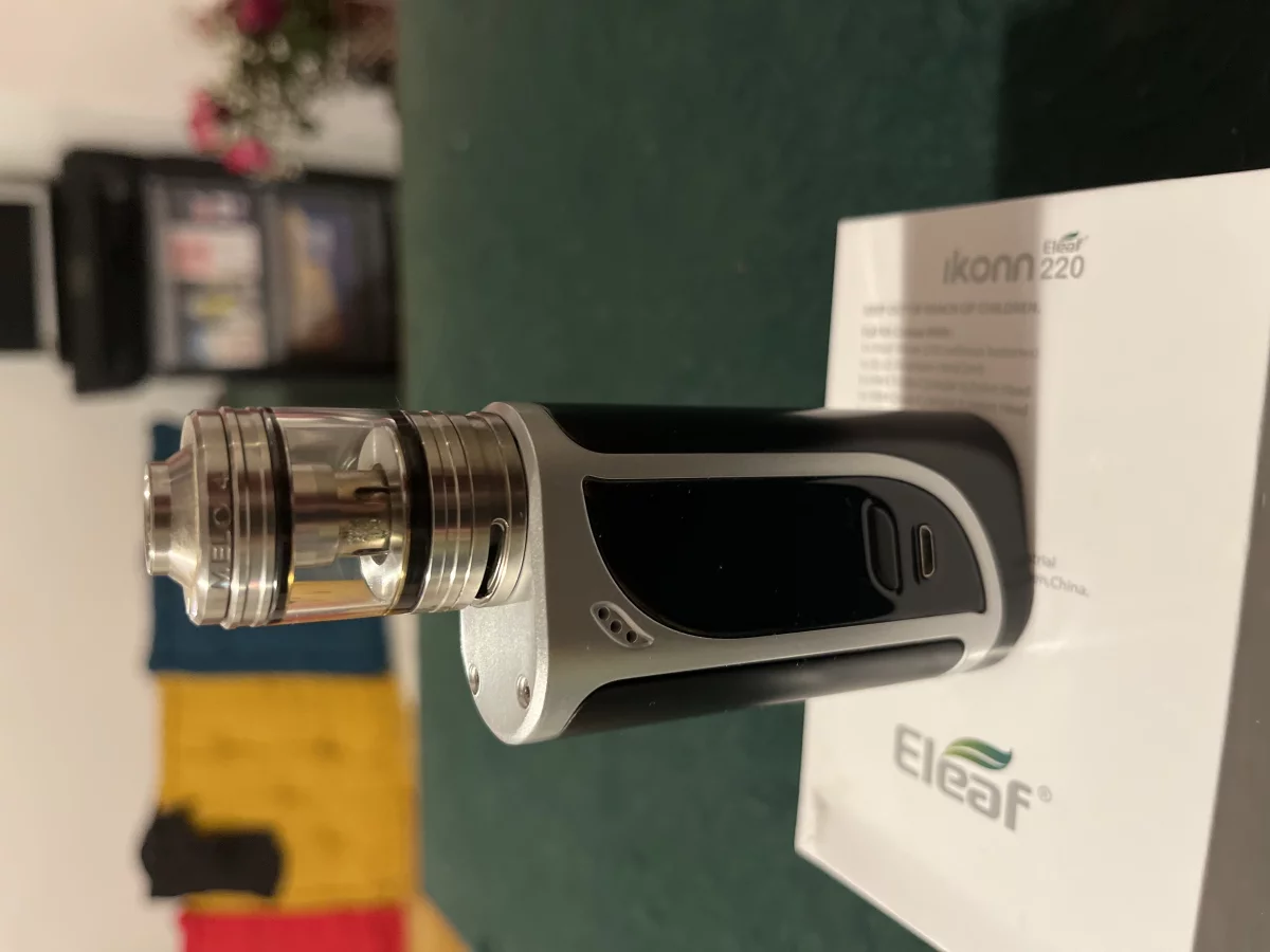 IkonnEleaf 220. 2A Quick charge  HW Coil occasion