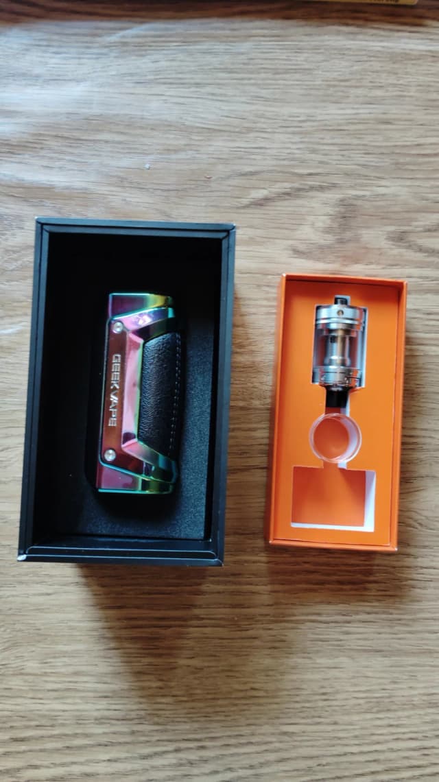 Photo secondaire 1 - GeekVape Box AEGIS occasion