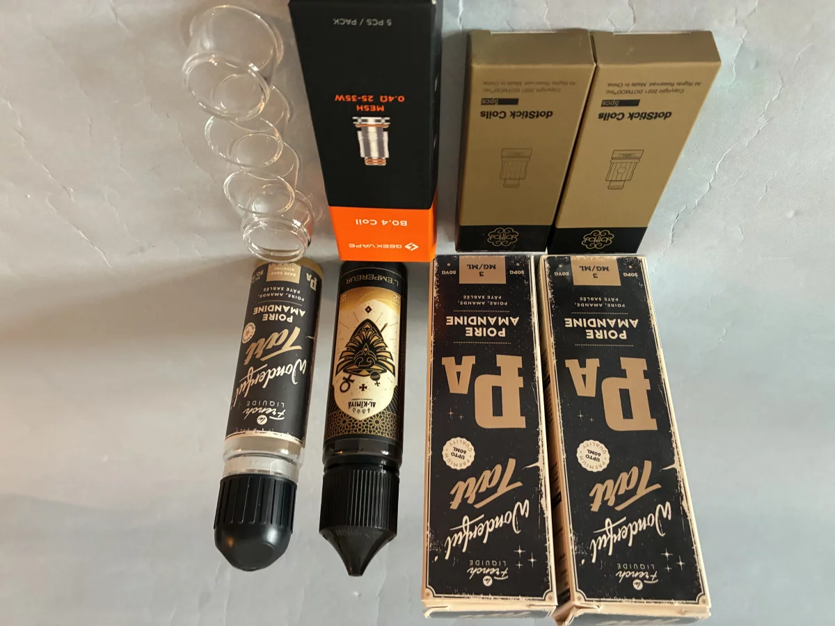 Lot liquide et clearomiseur occasion