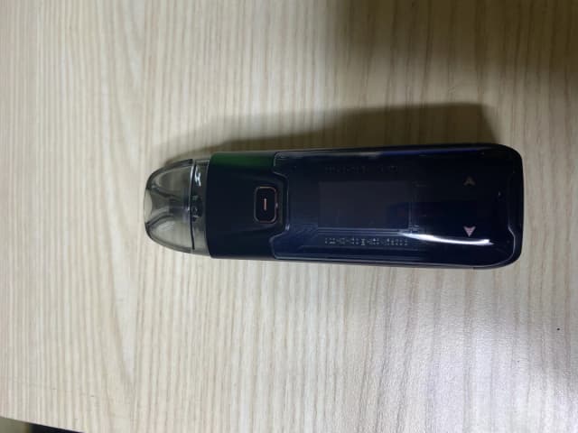 Photo secondaire 1 - Vaporesso Luxe XR Max 2 + accessoires occasion