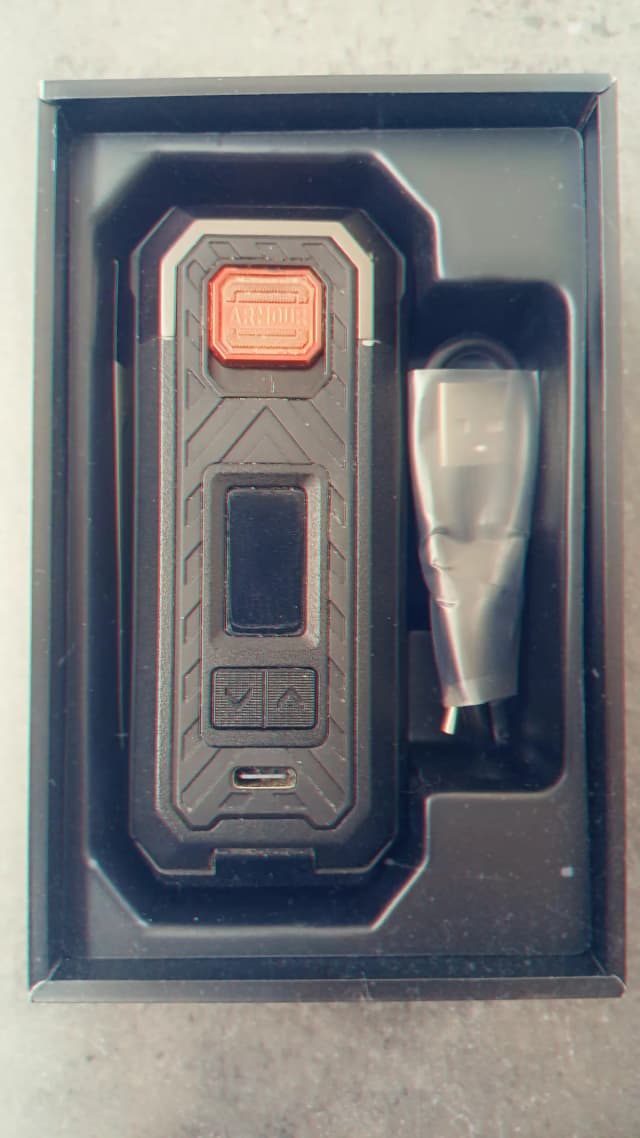 Photo secondaire 1 - Vaporesso Armour S + accessoires occasion