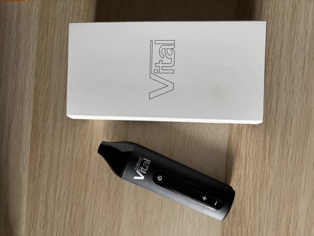 Photo secondaire 1 - Vaporisateur portable XMax Vital tres bon etat occasion