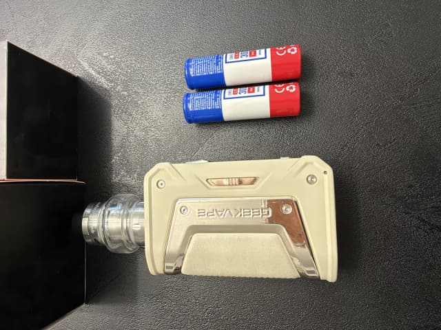 Photo secondaire 1 - Kit geek vape L200 occasion