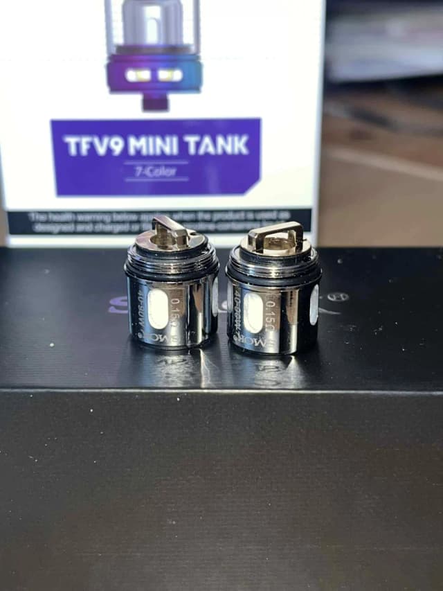 Photo secondaire 1 - Clearomiseur TFV9 mini Smok occasion
