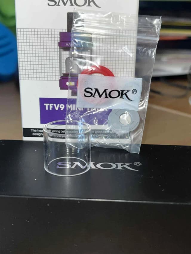 Photo secondaire 2 - Clearomiseur TFV9 mini Smok occasion