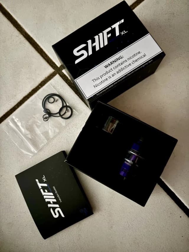 Photo secondaire 1 - Clearomiseur tank Shift XL Vaperz cloud occasion