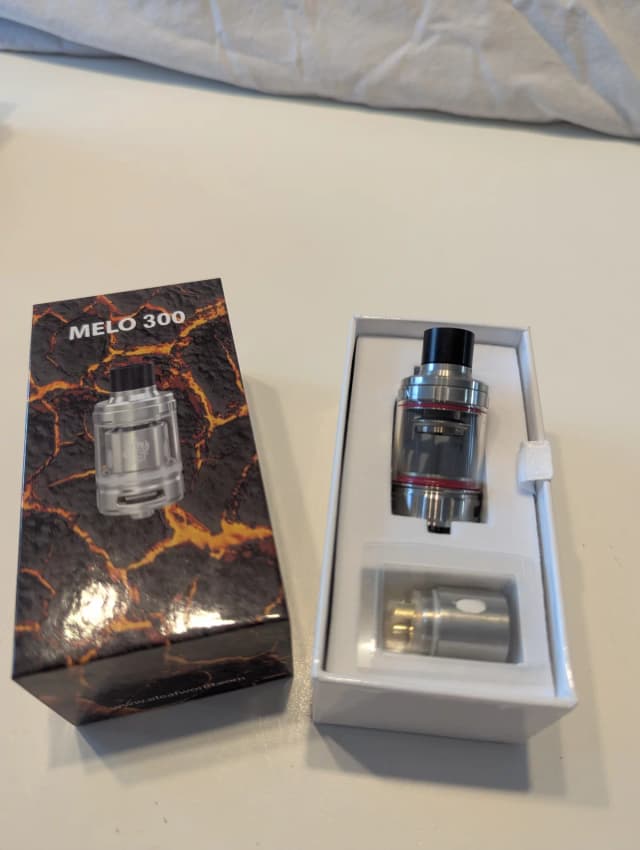 Photo secondaire 1 - Melo 300 clearomiseur occasion