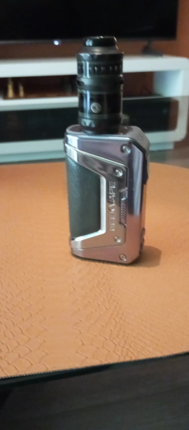 Photo secondaire 1 - Geek Vape L200 occasion