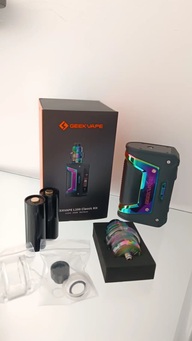 Photo secondaire 1 - CE GeekVape L200 Classic Kit Rainbow occasion